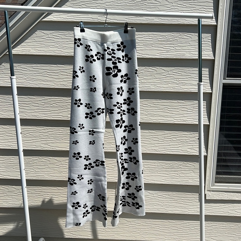 Knit Flair Leg Pants